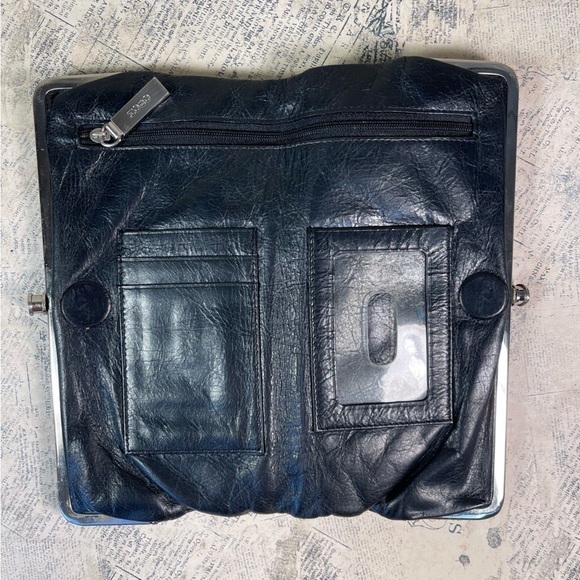 HOBO Lauren clutch wallet black leather - Picture 8 of 12